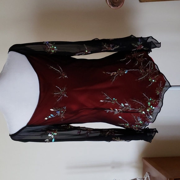 **SOLD**Vintage Cache Silk Sequenced Top - Picture 2 of 7